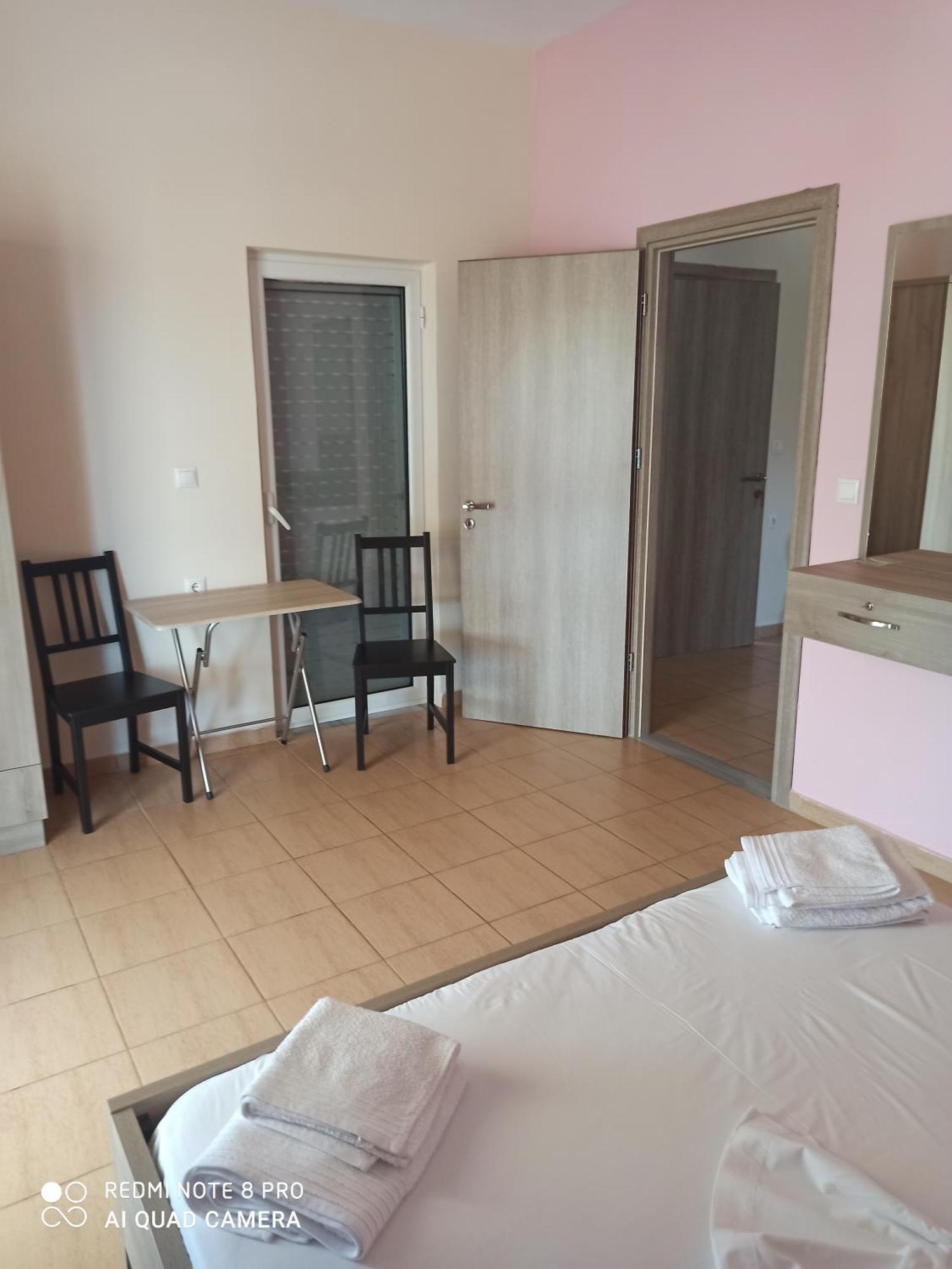 Hotel Bella Vista Himarë Habitación foto